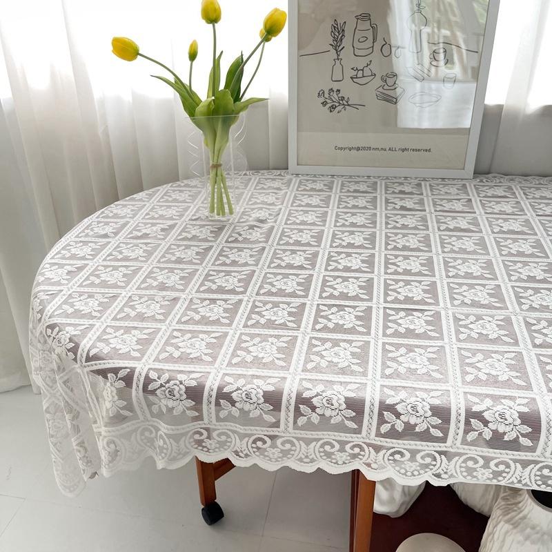 Khăn Trải Bàn Phối Ren Xinh Xắn Theo Phong Cách Vintage