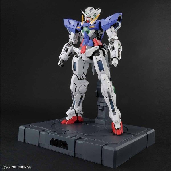 Mô Hình Lắp Ráp Bandai Gundam Exia - PG 1/60 - Hàng Chính Hãng