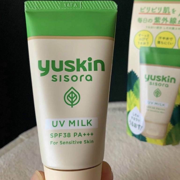 Sữa Chống Nắng Yuskin Sisora UV Milk Chiết Xuất Lá Tía Tô Dành Cho Mặt Và Cơ Thể (Tuýp 40g​)