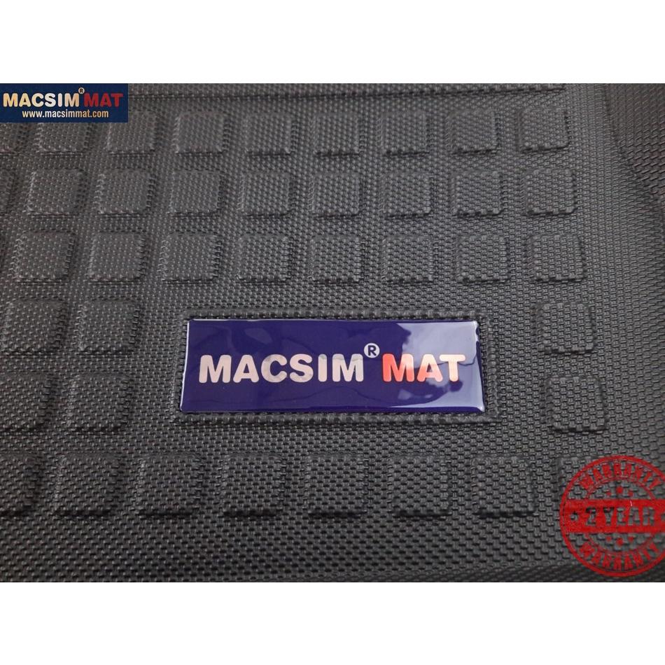 Thảm lót cốp xe ô tô Q3 2012-2018 nhãn hiệu Macsim hàng loại 2