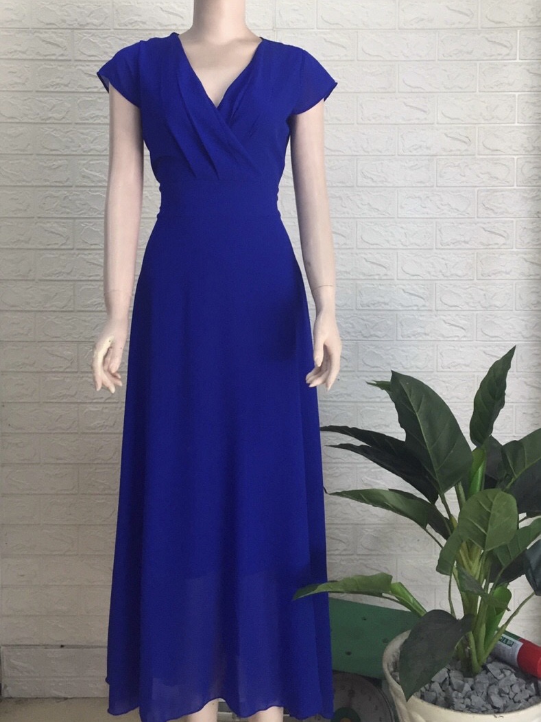 Đầm maxi cổ V tay con