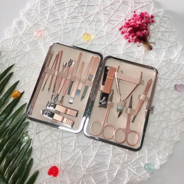 BỘ KIỀM BẤM MÓNG 18 chi tiết cho cả gia đình
