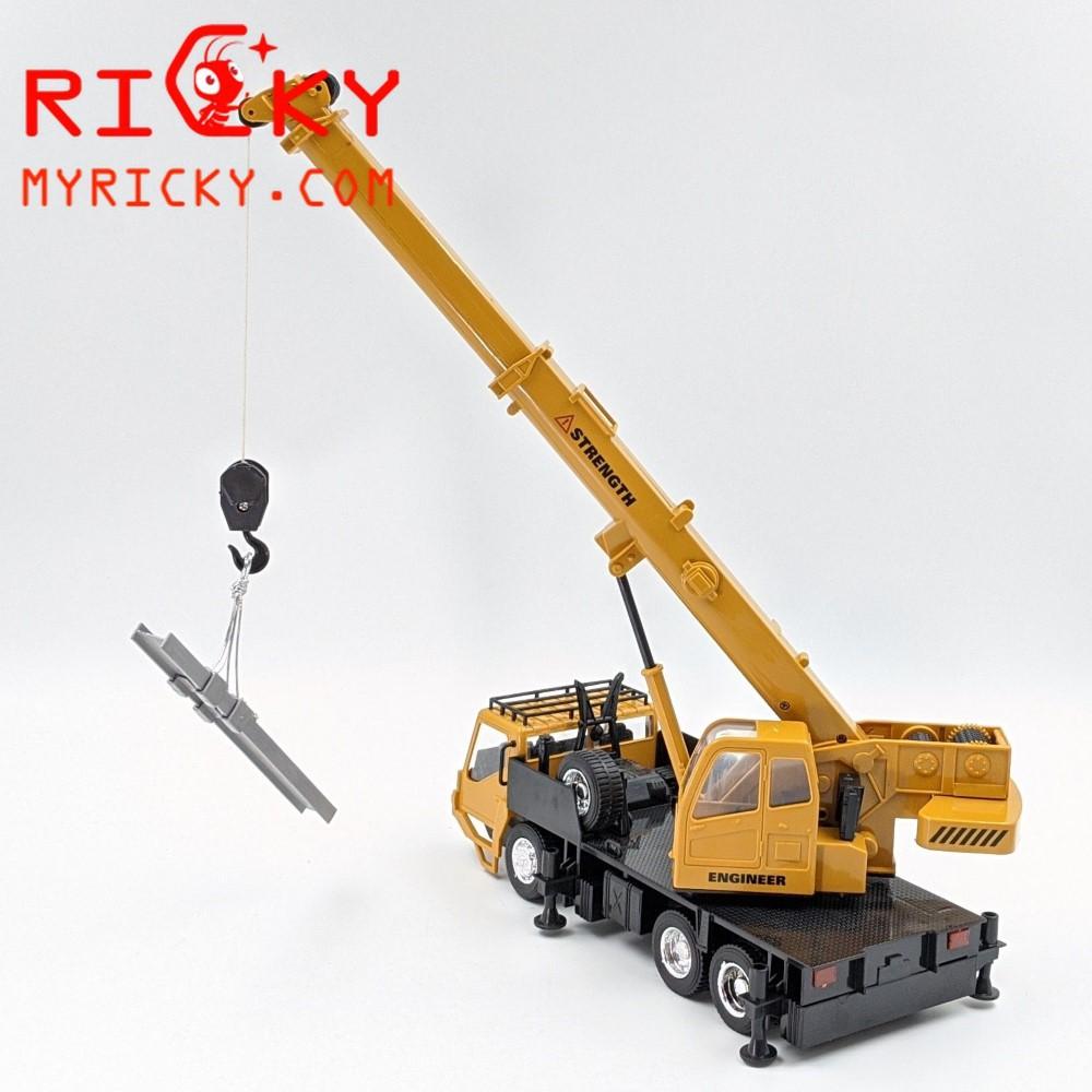 Các mẫu xe công trình điều khiển cao cấp