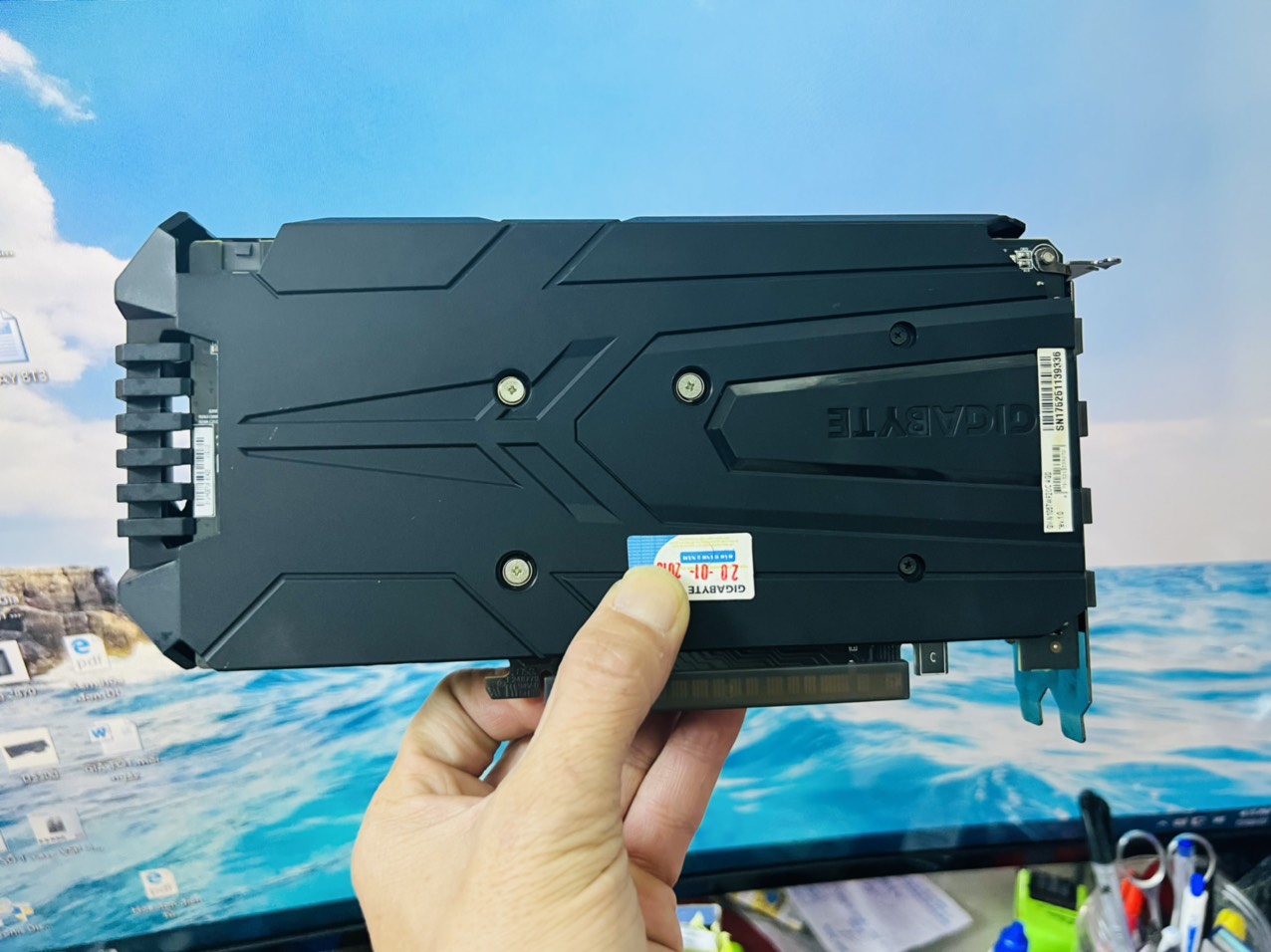 VGA (Cạc màn hình) GIGABYTE GTX 1050Ti (GV-N105TWF2OC-4GD) 4GB/2FAN - HÀNG CHÍNH HÃNG