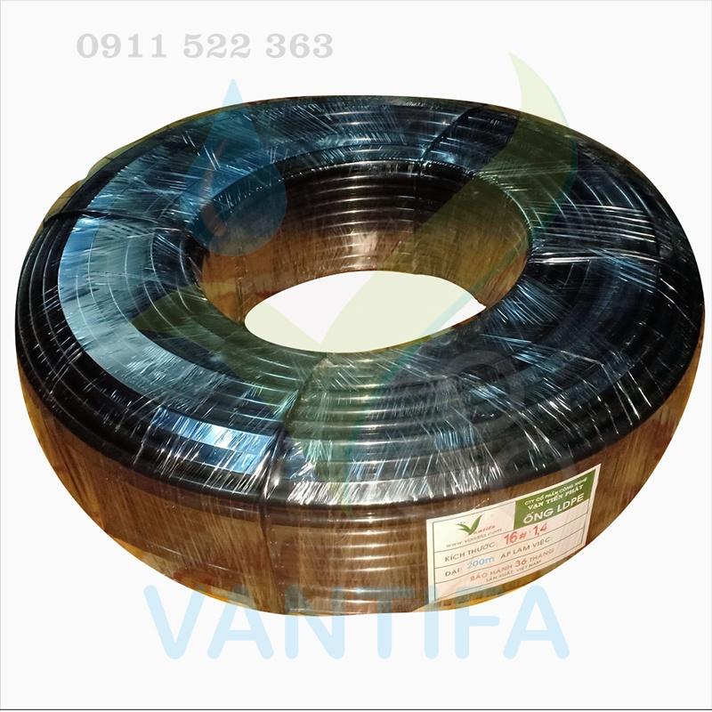 Ống LDPE VANTIFA 16mm dày 1.4mm  MÀU ĐEN  tưới cây phun mưa nhỏ giọt nhựa bóng độ bền cao