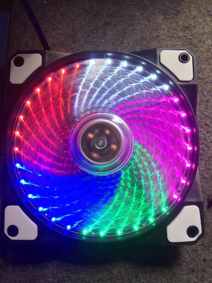 FAN CASE PC 12CM ĐÈN MÀU 33 BÓNG LED CHỐNG RUNG - HÀNG CHÍNH HÃNG