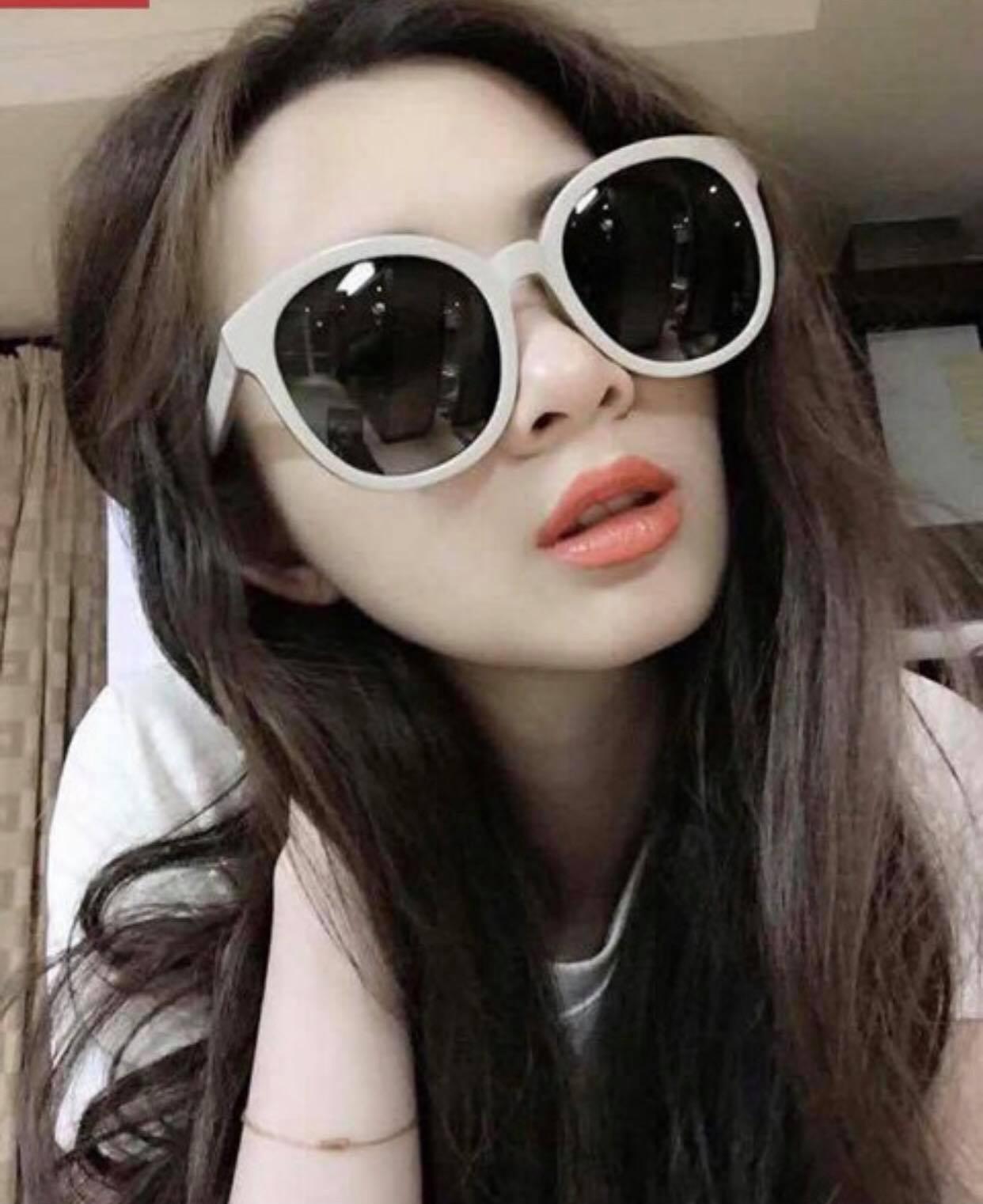 Kính râm Mắt tròn thời trang sành điệu Holiday