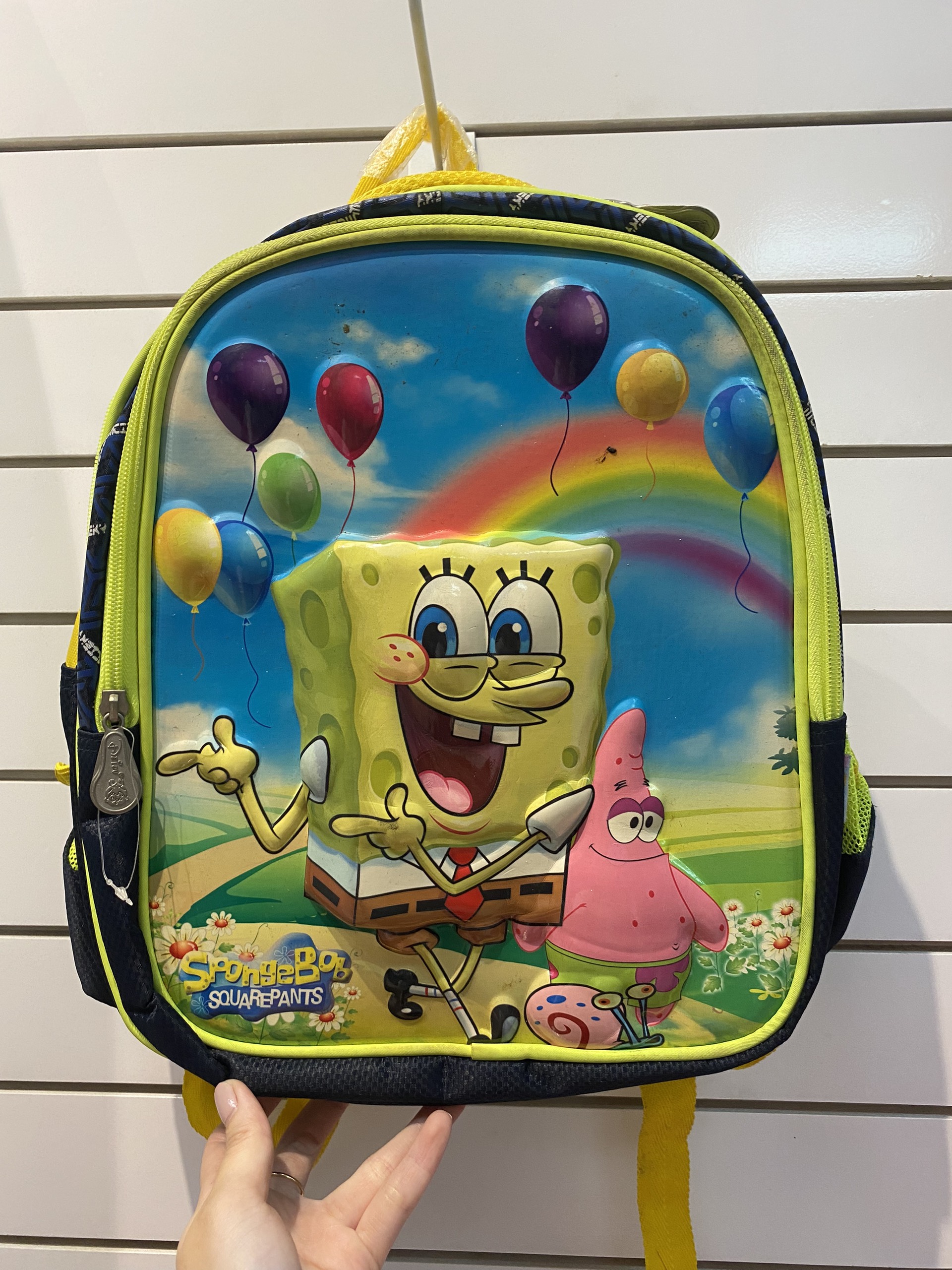 Balo 12'' 3 ngăn hình bọt biển SpongeBob nổi 3D màu đen vàng siêu xinh cho các bé học sinh - TP4415632-V (24x32cm)