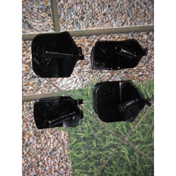 Chân chống dung máy phát điện 5kw, 1bộ/4cái .
