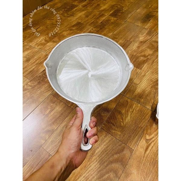 Chảo gang có tay cầm đúc thủ công kiểu Nhật size 19.5cm và 25cm- chiên, rán, đổ bánh xèo