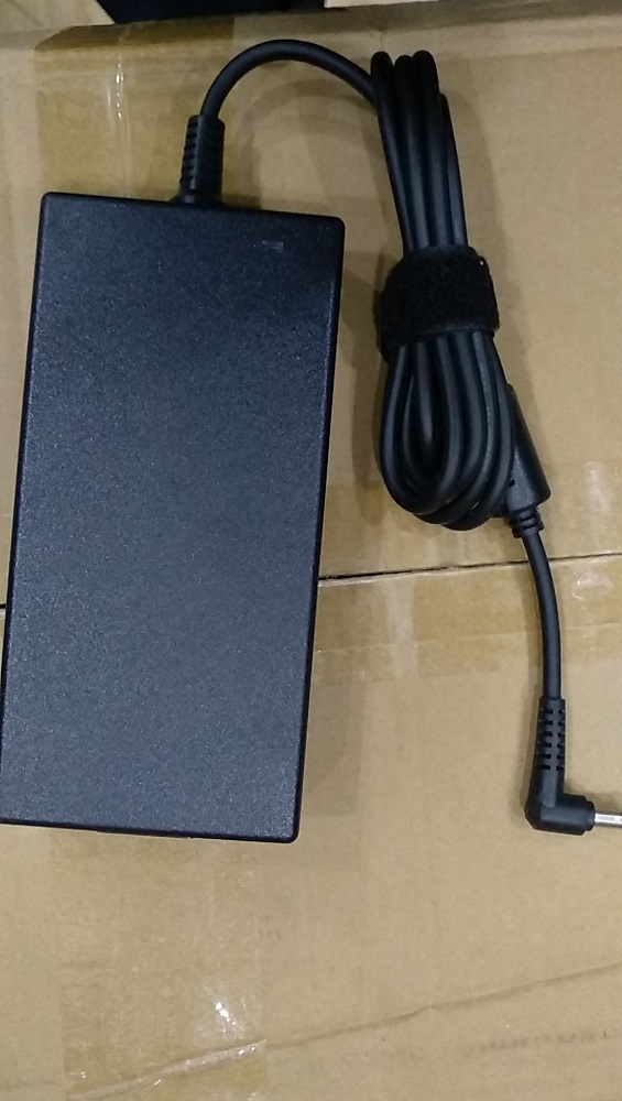 Sạc dành cho (Adapter for) Laptop MSI Bravo 15 A4DCR 180W hàng nhập khẩu