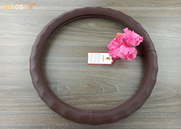 Bọc vô lăng cao cấp Macsim mã 8890 màu coffee - Chất liệu da thật 100%, khâu tay thủ công size M