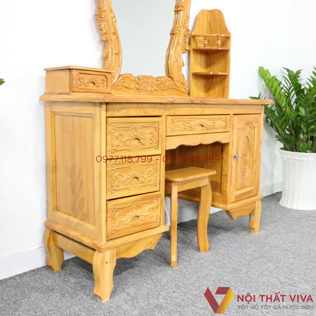 Bàn Trang Điểm Gỗ Gõ Đỏ Chạm Hoa Văn Cao Cấp