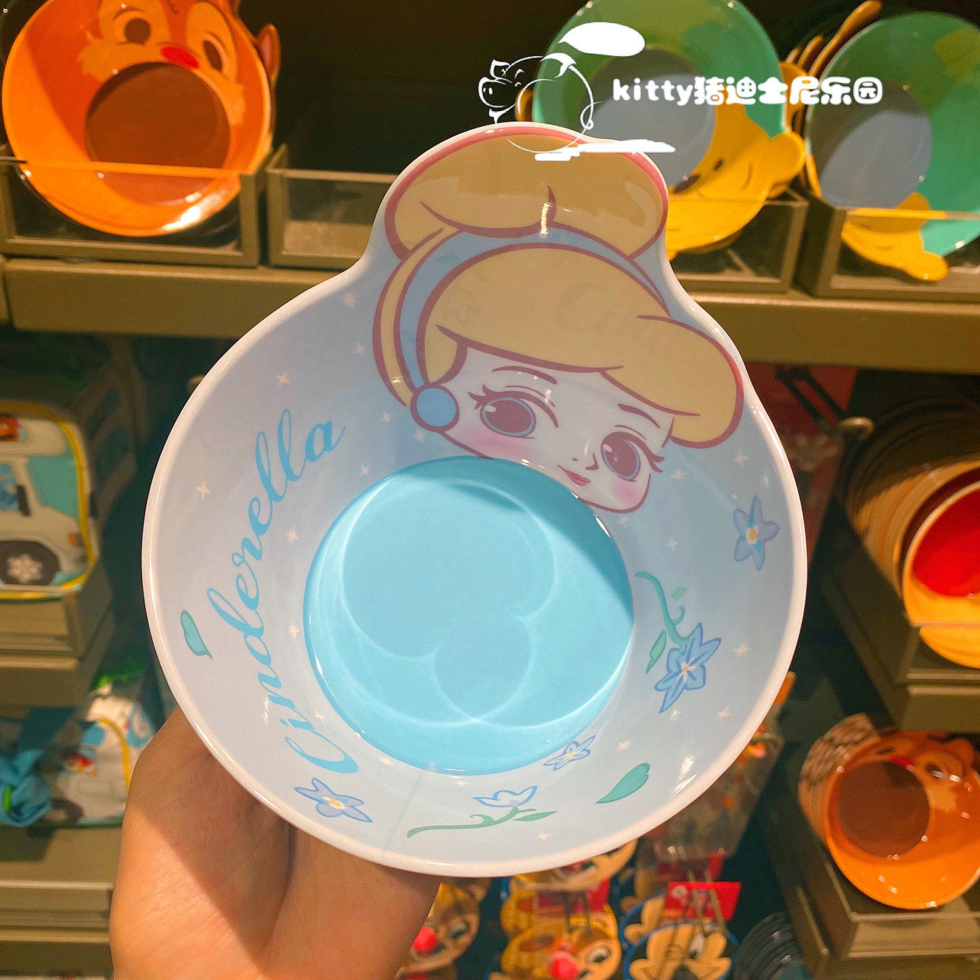 Chén ăn nhựa Melamine hình công chúa Cinderella 3D siêu xinh cho bé gái - 78VNDP2480X