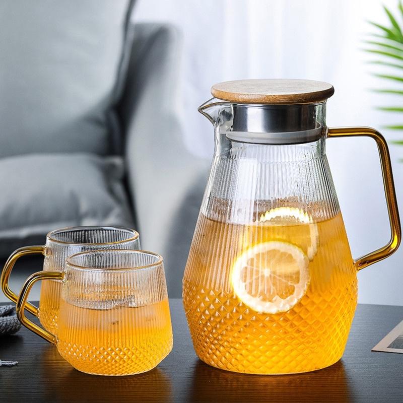 Bình đựng nước Vân Sọc Kim Cương 1.5L, Bình nước thủy tinhcao cấp borosilicate chịu nhiệt, cốc uống kim cương quai vàng