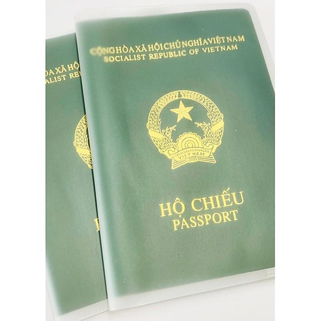 Vỏ Bọc Hộ Chiếu (Passport) Trong Suốt Có Khe Kẹp Vé Thẻ ATM Bền Bỉ Tiện Dụng