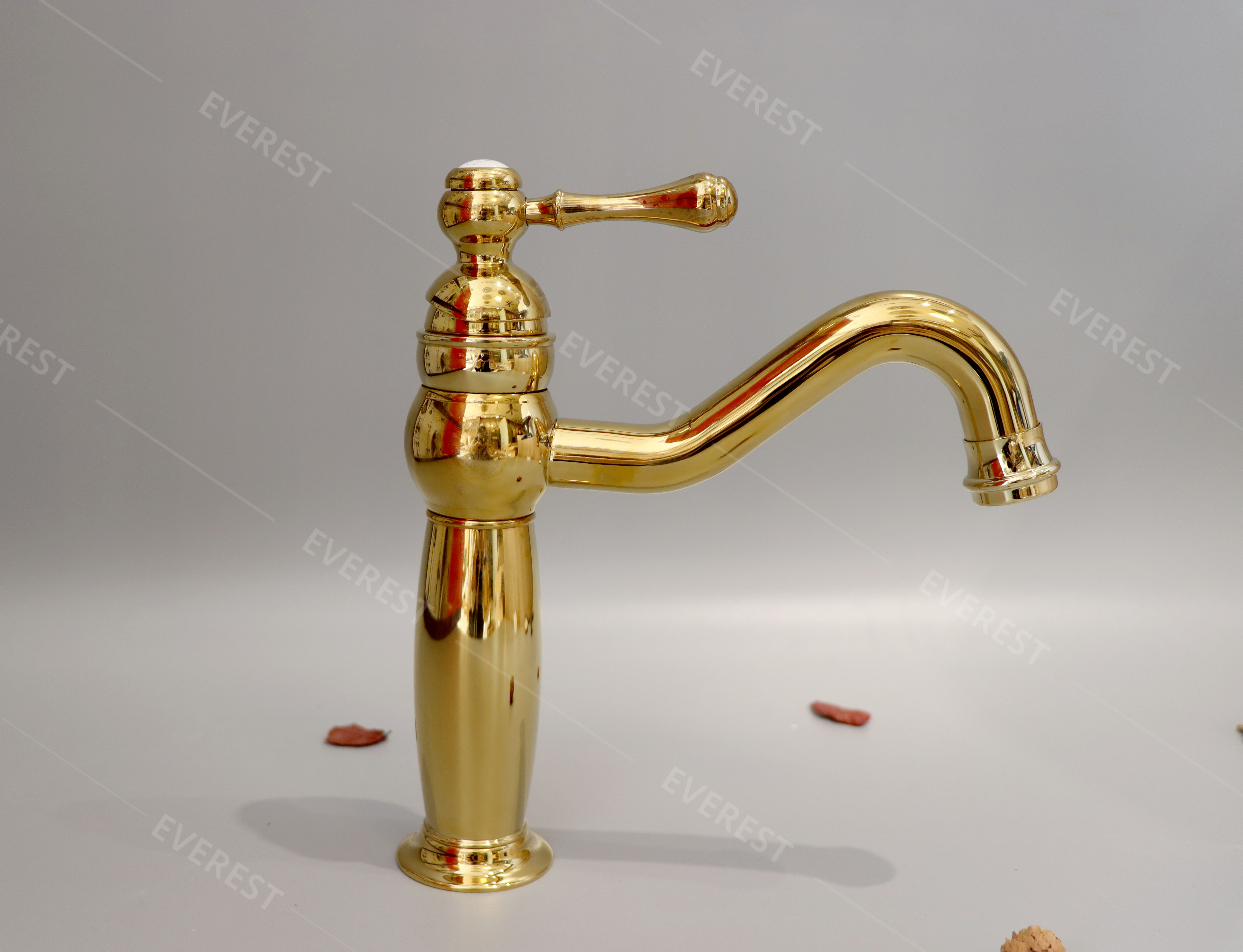 Vòi rửa mặt lavabo mạ vàng EVEREST EV-MV25