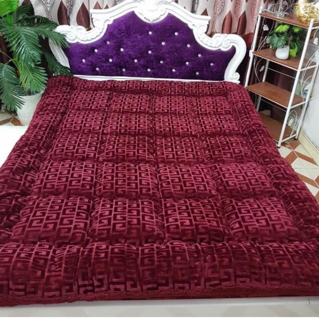 Chăn Lông Cừu Đại Hàn Dập Vân Chữ Vạn 2mx2m2 - Đại Hàn Siêu Ấm