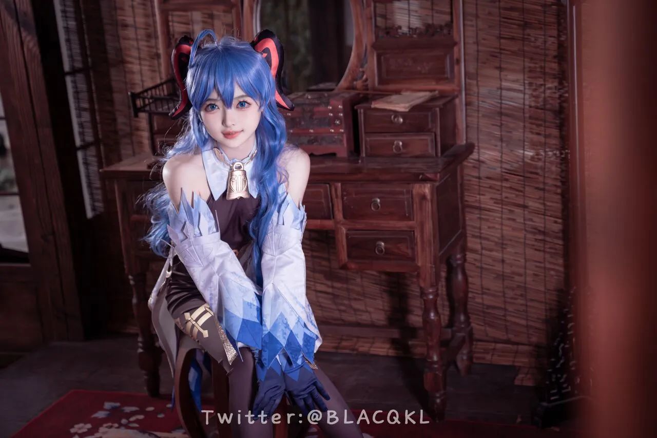 hình cosplay chapter 175 7