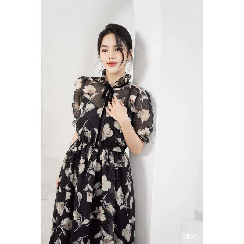 SHEAZ Đầm váy dạo phố tơ xước nền đen hoa trắng cổ dây tay bồng ngắn eo chun midi dài qua đầu gối phong cách Hàn Quốc