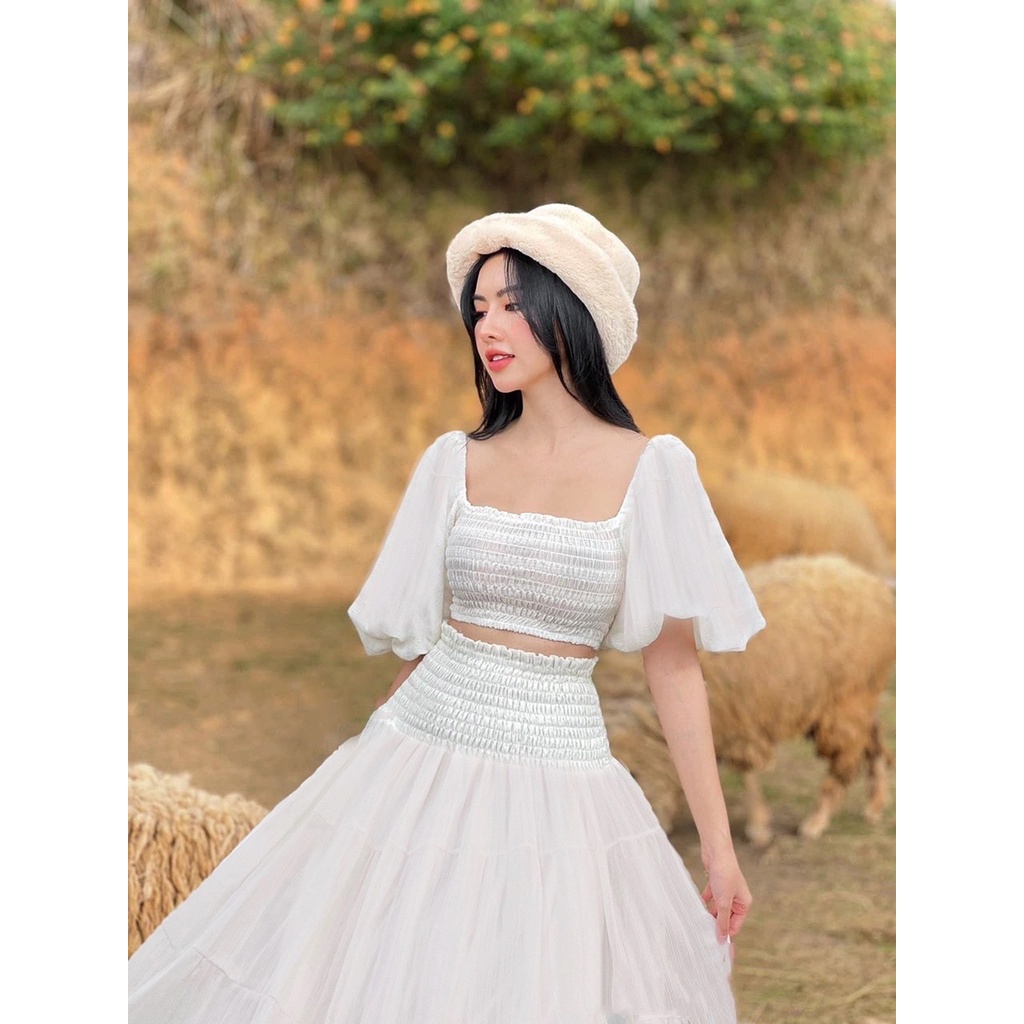 Set maxi biển trắng tay phồng áo droptop