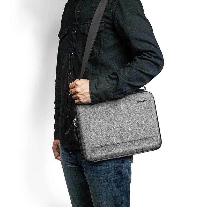 Túi đeo chéo chống va đập Tomtoc Eva cho Macbook Pro 13''/15″/16'' Gray - Hàng chính hãng