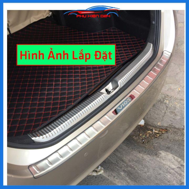 Ốp chống trầy cốp Vios 2019-2020-2021-2022 inox sáng bóng bảo vệ xe chống va đập