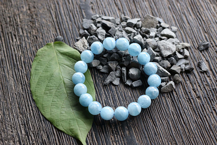 Vòng Aquamarine Myanmar 10mm Ngọc Quý Gemstones VT129