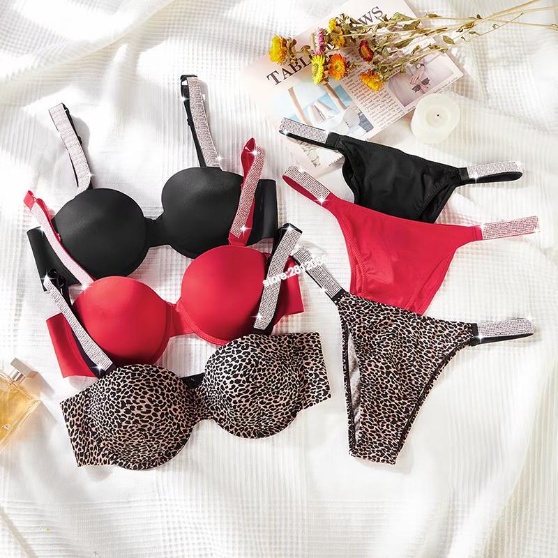 Quần Lót Nữ Bộ Push Up Bra Gợi Cảm Áo Lót Bộ Sáng Bóng Thời Trang Áo Bralette Nữ Bộ Đồ Lót Thoải Mái Áo Lót Nữ Hàng Đầu