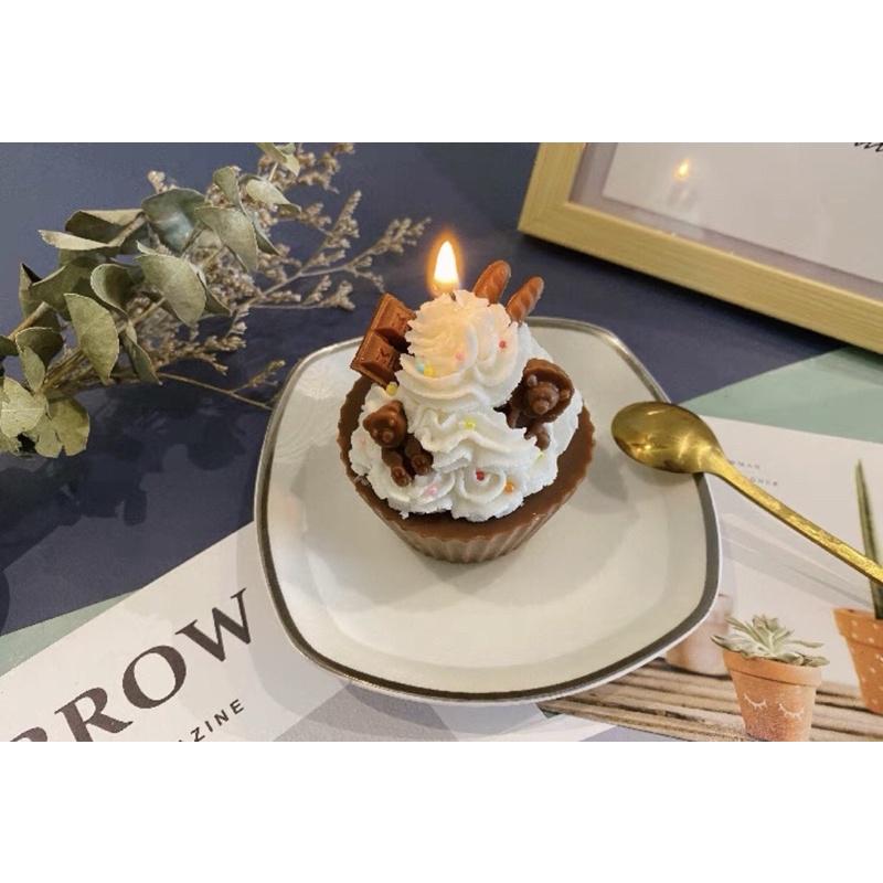 Nến Thơm Cupcake Sôcôla Phủ Kem Mix Topping Handmade, Phụ Kiện Decor Chụp Ảnh - Dory Lab