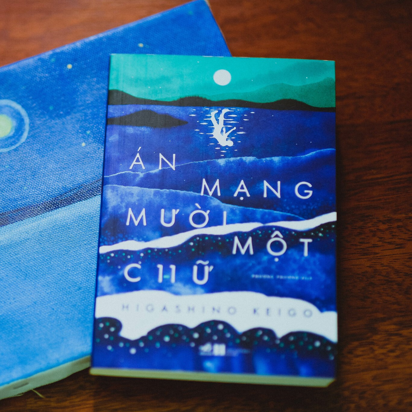 Án Mạng Mười Một Chữ