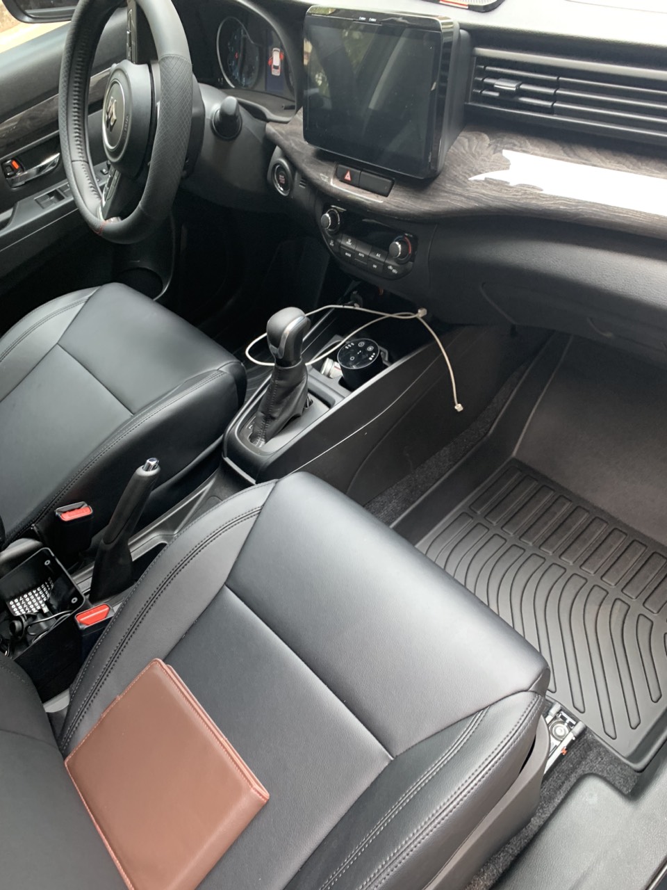 Hình ảnh Thảm lót sàn xe ô tô Suzuki Ertiga 2018-2021 (3 hàng ghế) Nhãn hiệu Macsim chất liệu nhựa TPV cao cấp màu đen
