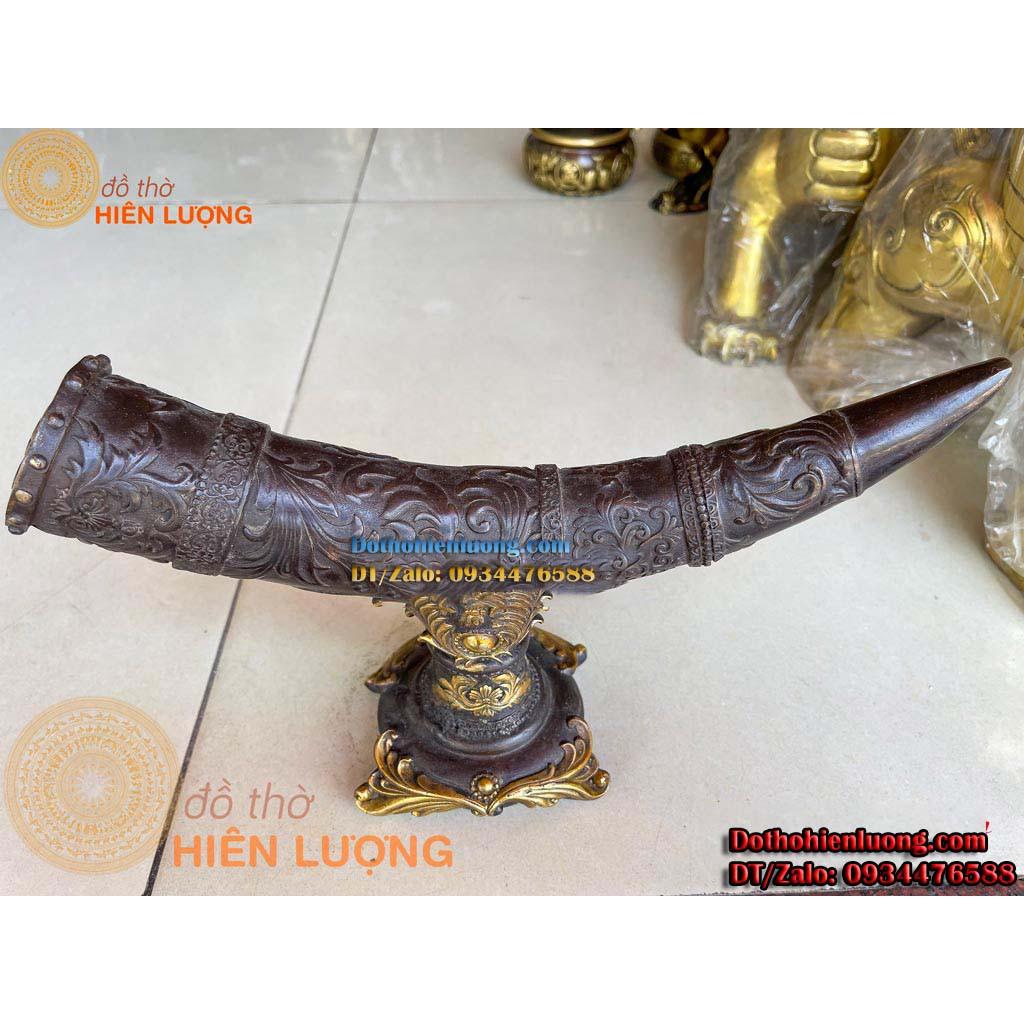 Biểu Tượng Tù Và Chữ Phúc Có Đế Bằng Đồng Màu Giả Cổ Đẹp