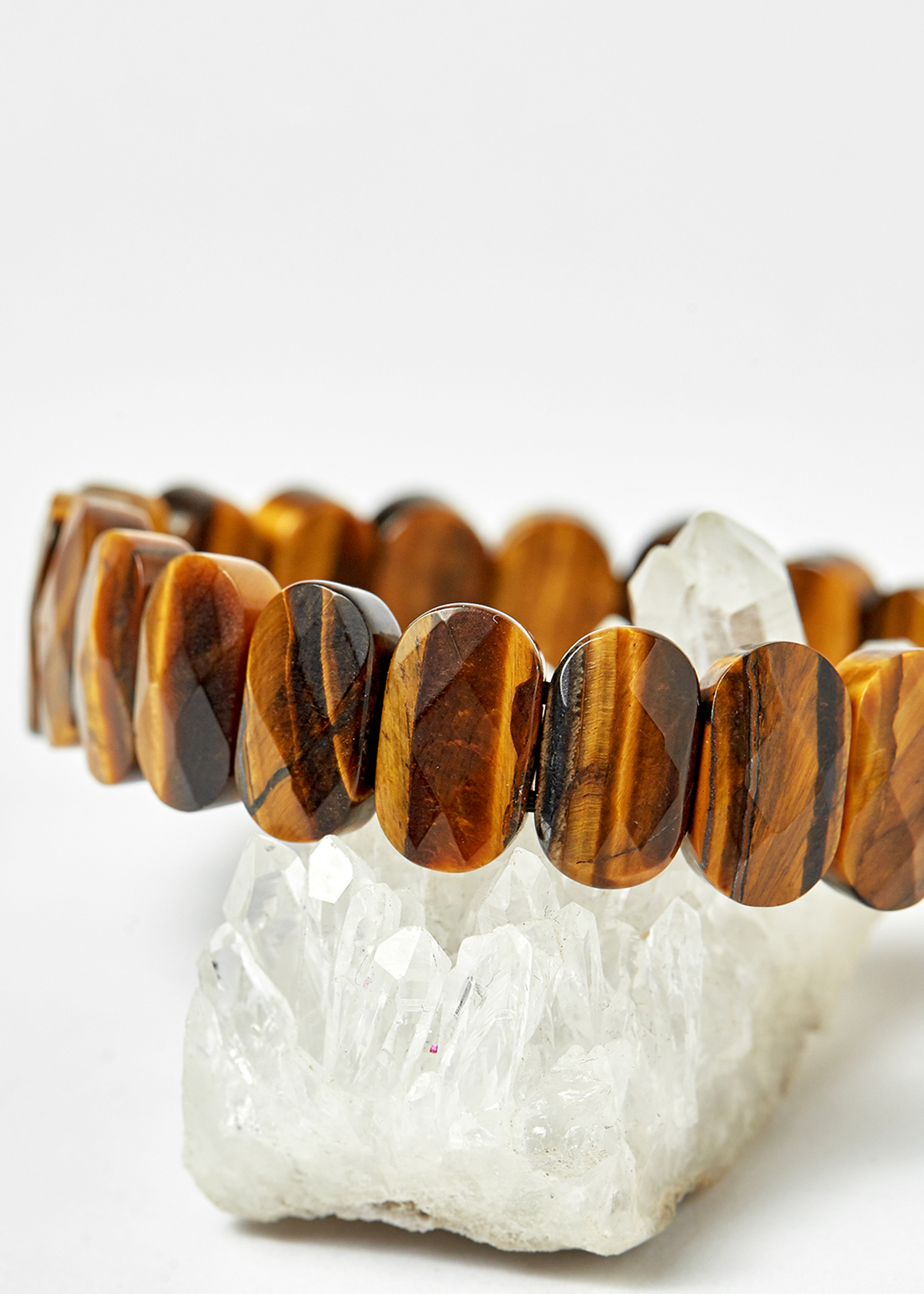 Vòng thạch anh mắt hổ bản hạt 15x8mm mệnh thổ, kim - Ngọc Quý Gemstones