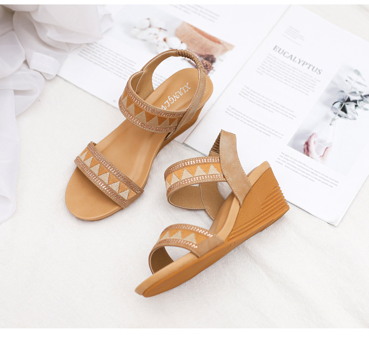 Giày quai ngang nữ giày sandals nữ dép quai hậu nữ cao 5 cm  Mã 320-270A