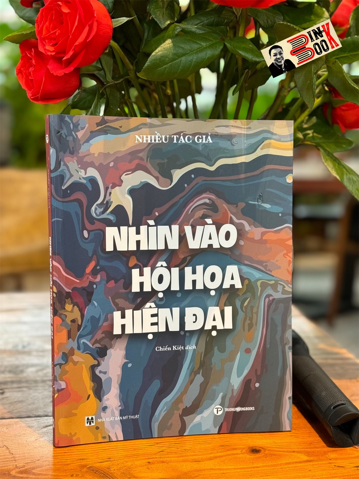 (In màu toàn bộ) NHÌN VÀO HỘI HỌA HIỆN ĐẠI – Nhiều tác giả – Trường Phương Books – NXB Tri Thức