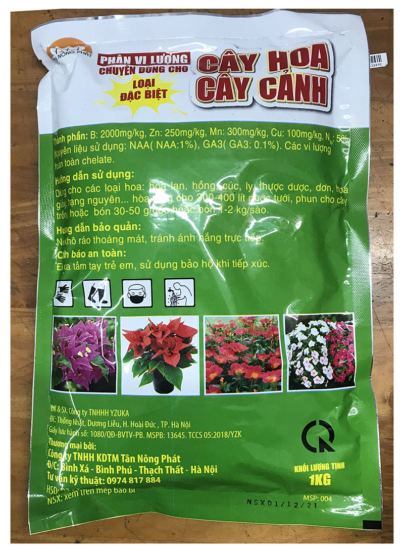 Phân bón vi lượng YZUKA ZK-04 chuyên dùng có hoa cây cảnh, kích rễ, bật mầm, kích hoa,...,khối lượng: 1kg