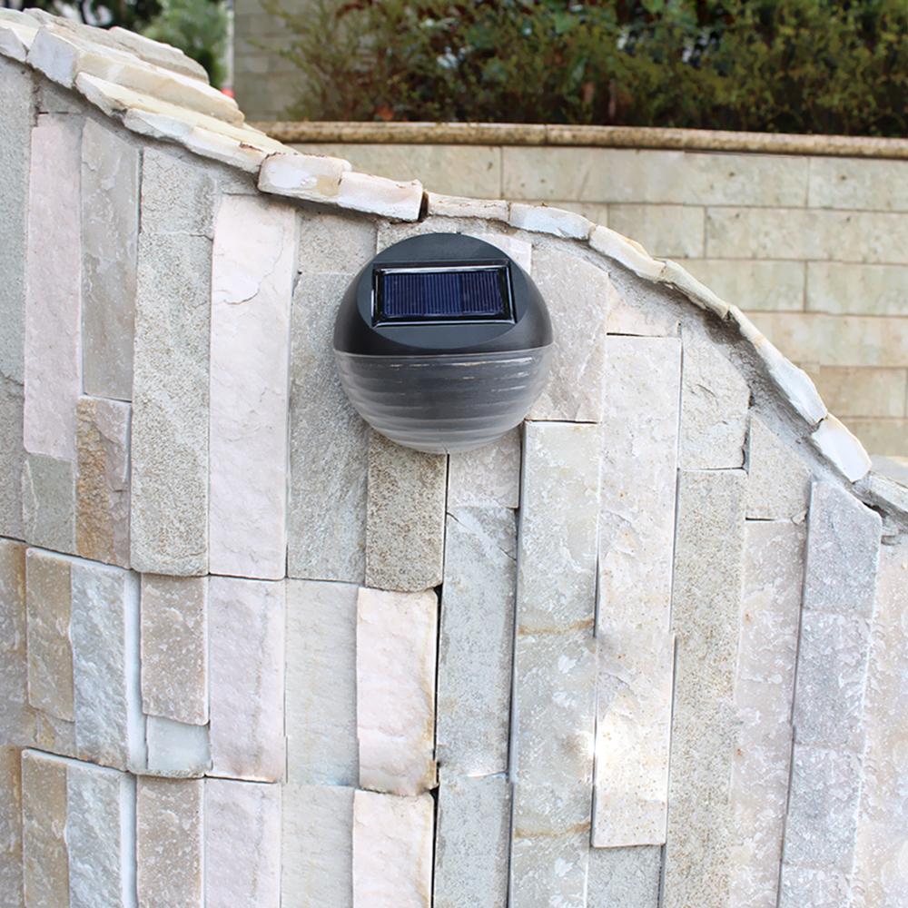 Đèn tường sử dụng năng lượng mặt trời Tích hợp 6 đèn LED, độ sáng cao Chống nước IP65 được làm bằng vật liệu chất lượng cao