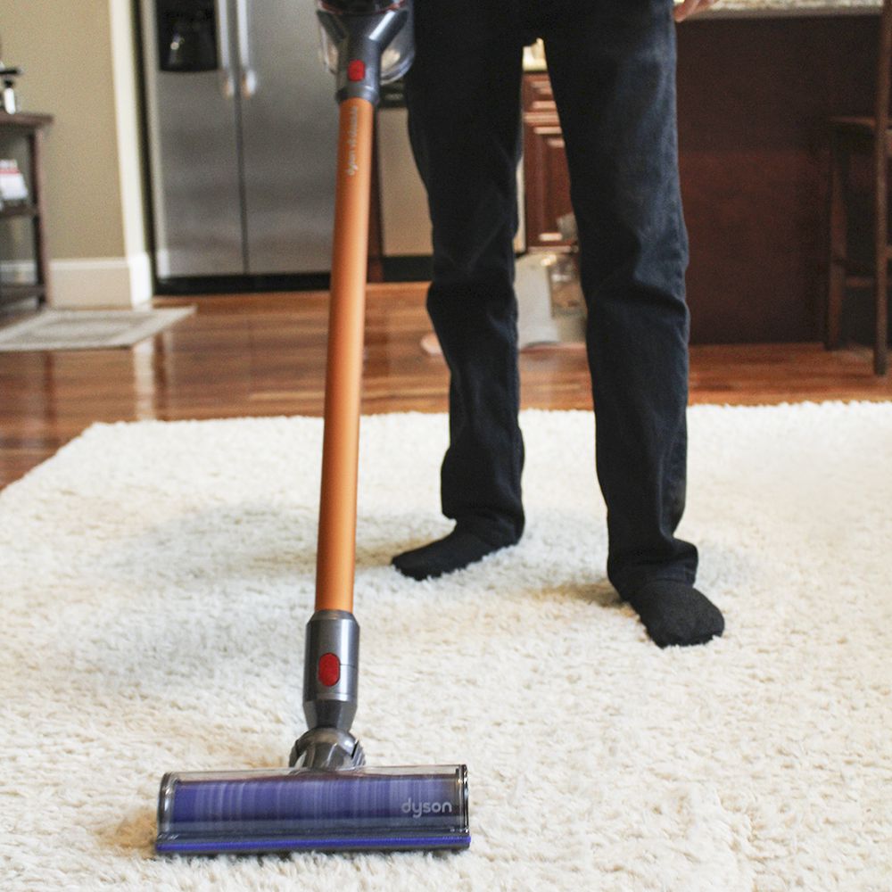 Máy hút bụi Dyson V8 Absolute