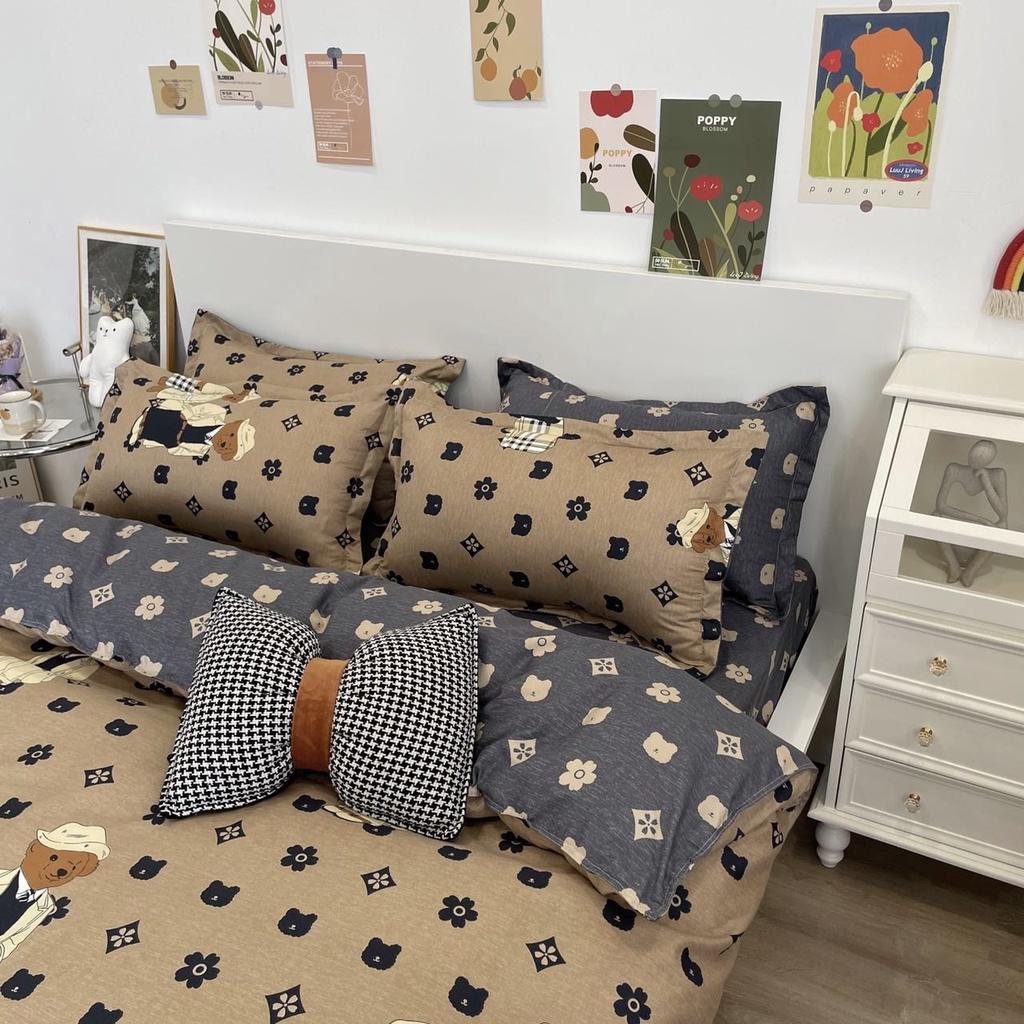 Bộ chăn ga gối Cotton poly M2T bedding gồm vỏ chăn mền, drap ga giường và 2 vỏ gối nằm - PL Hai cha con gấu