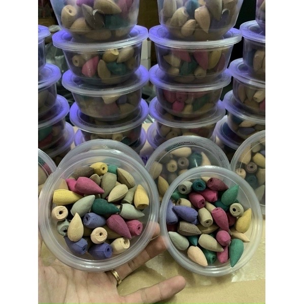 Nụ trầm hương hủ 40 - 45 viên nụ nhang trầm hương ,nụ trầm hương khói tỏa ngược , mùi tự nhiên , thanh lọc không khí , thư giãn ,tạo không gian ấm cúng trong lành