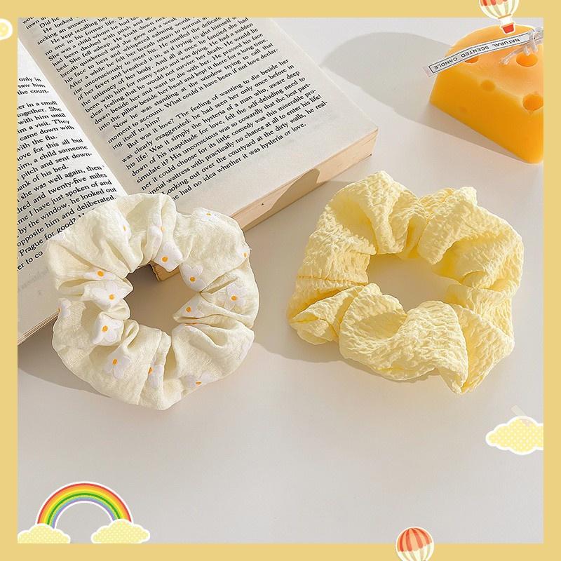 Scrunchies buộc tóc  nhiều họa tiết; tông màu vàng nữ tính thanh lịch PK707