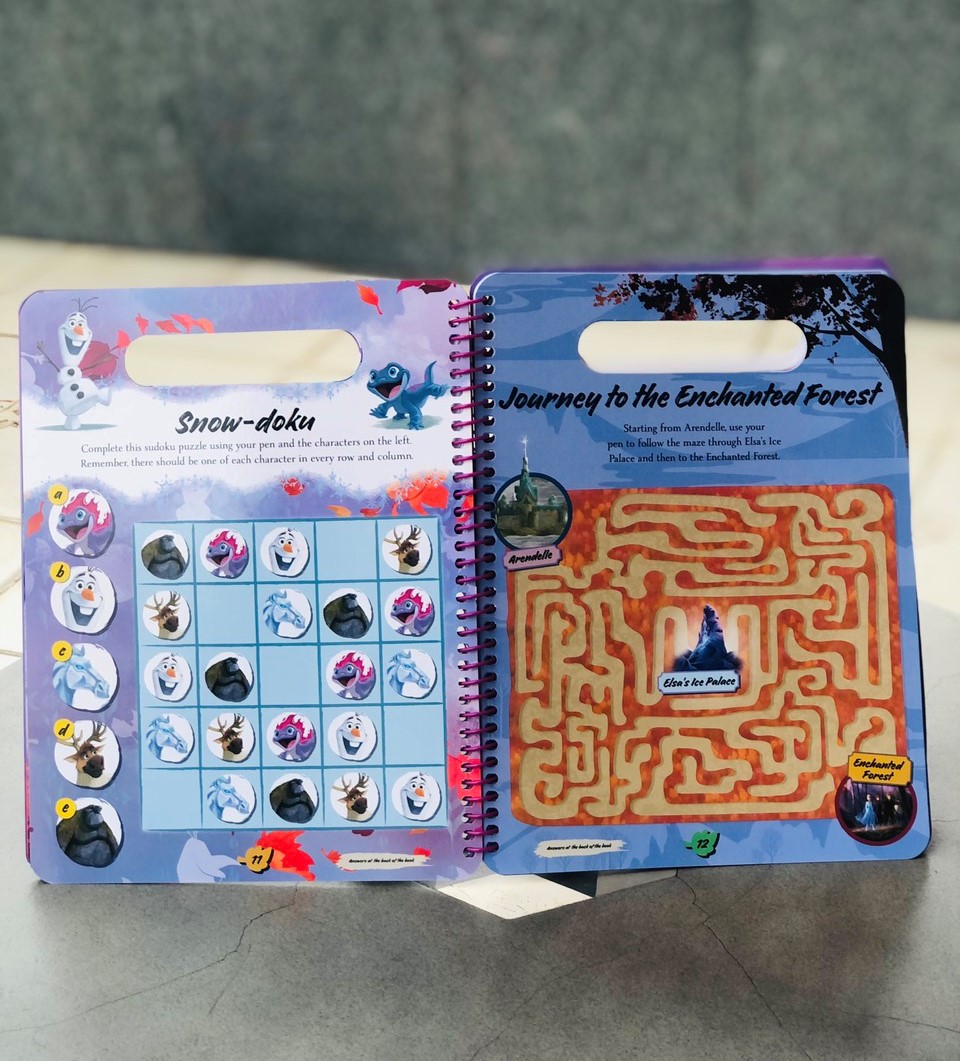 Sách tiếng anh tương tác công chúa băng giá Elsa - Disney Frozen 2: Wipe-Clean Activities