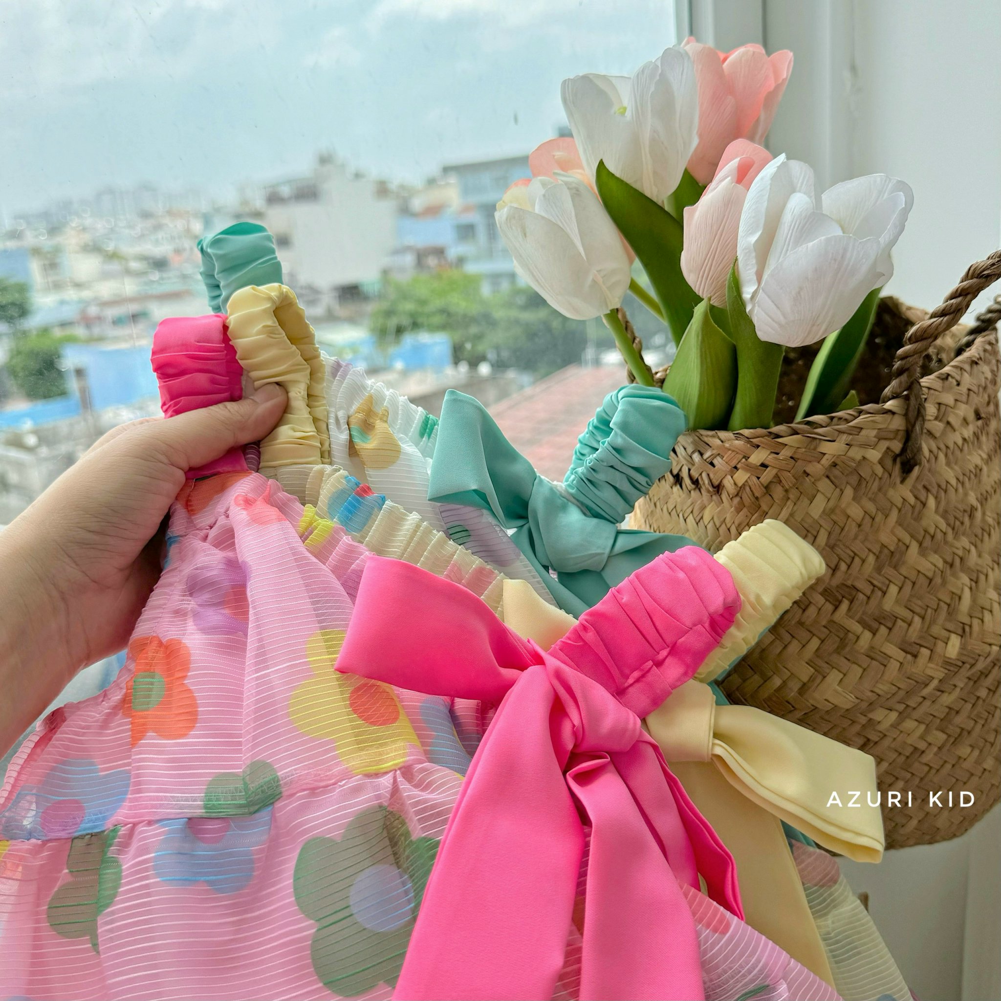 Đầm babydoll cho bé gái đính nơ cánh tiên phong cách Hàn Quốc từ 12-35kg chất vải tơ mềm mát