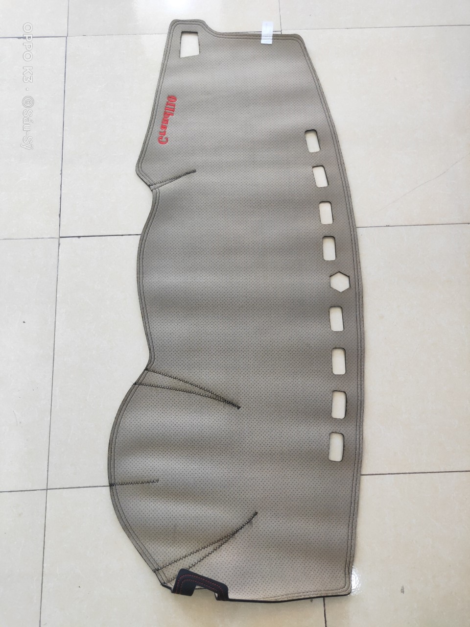 Thảm Taplo Xe Hyundai i10 2013-2020 loại da dày cao cấp 3 lớp chống trượt Da Carbon đen