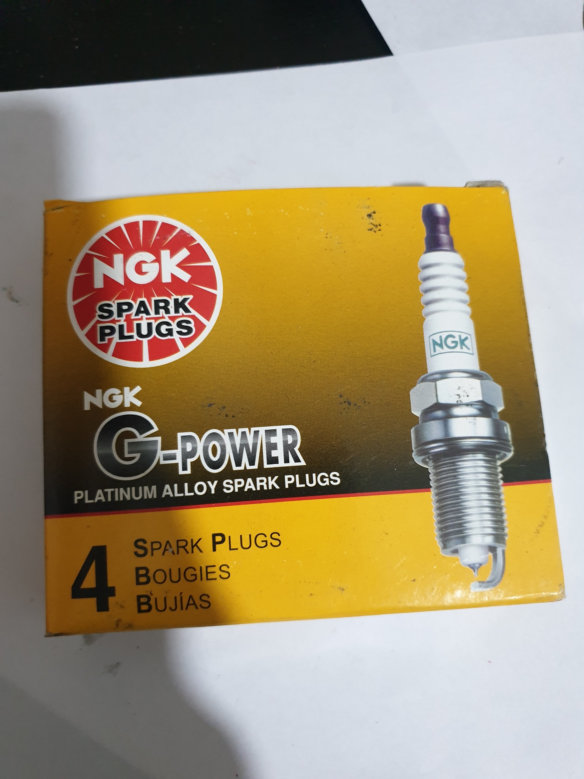 BUGI NGK CHINH HANG DÙNG CHO MÁY NỔ 5.5/6.5/168/160........
