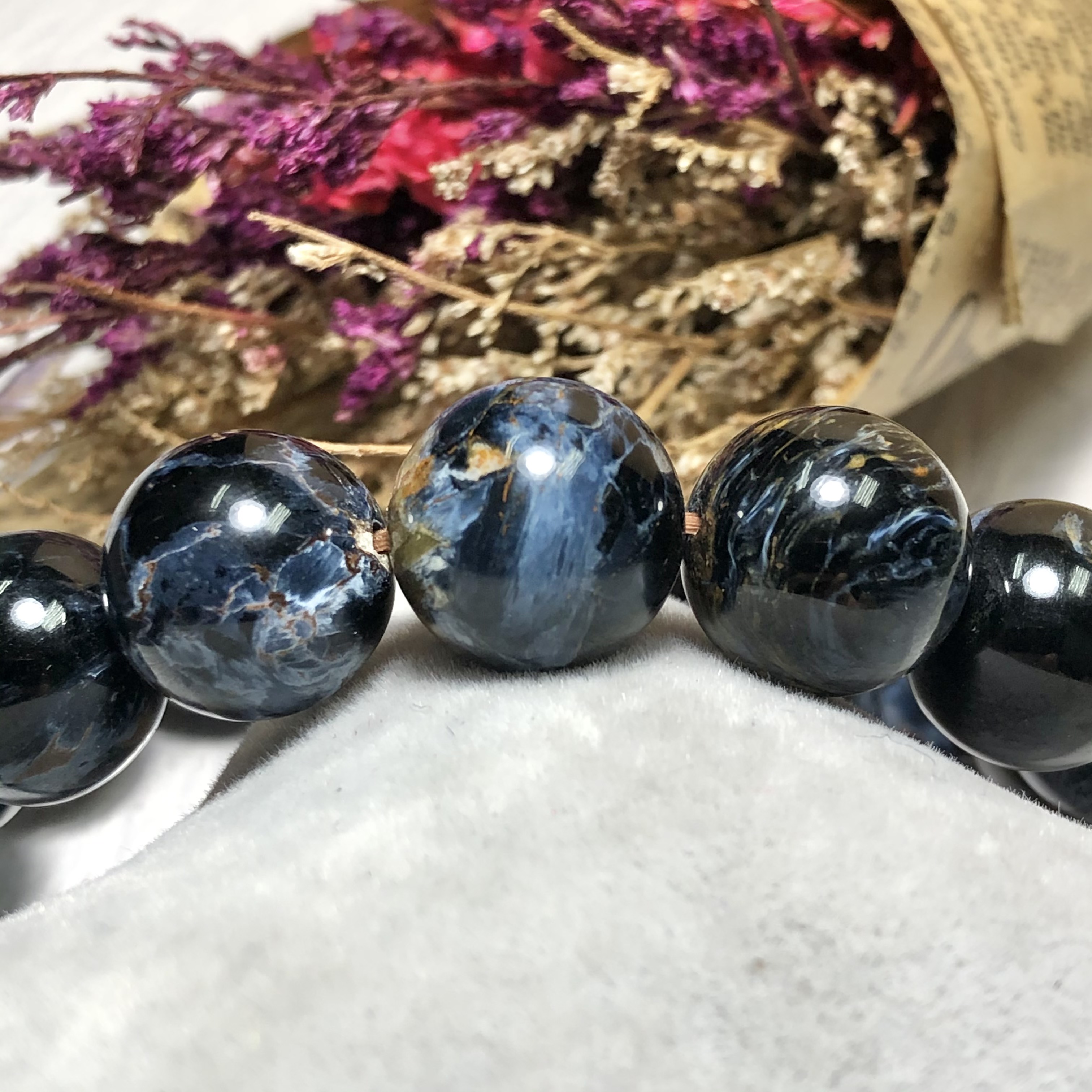 Vòng tay Giông Bão 14mm chuẩn 5A