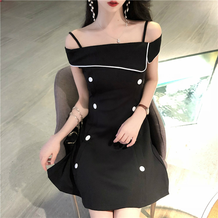Đầm 2 dây trễ vai nhiều nút Mã: DA5151
