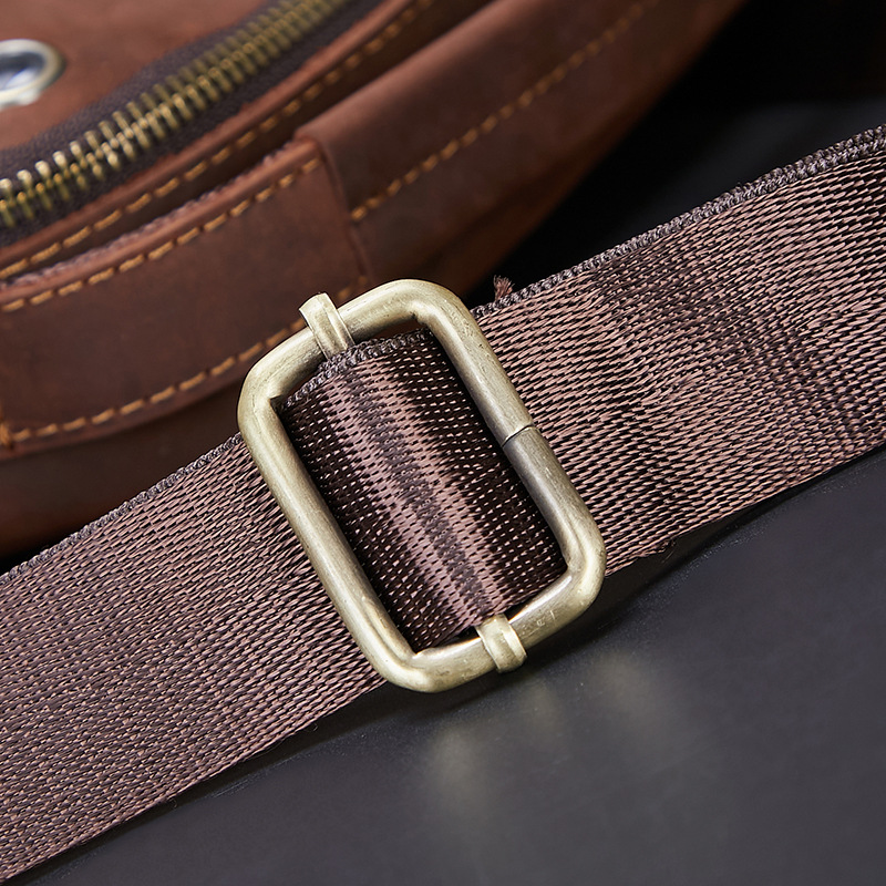 Túi đeo chéo nam DA BÒ THẬT – BEE GEE DCN9383A