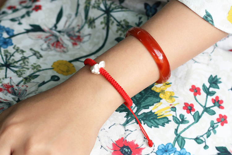 Vòng Tay Kết Dây Tuổi Dậu Ngọc Quý Gemstones